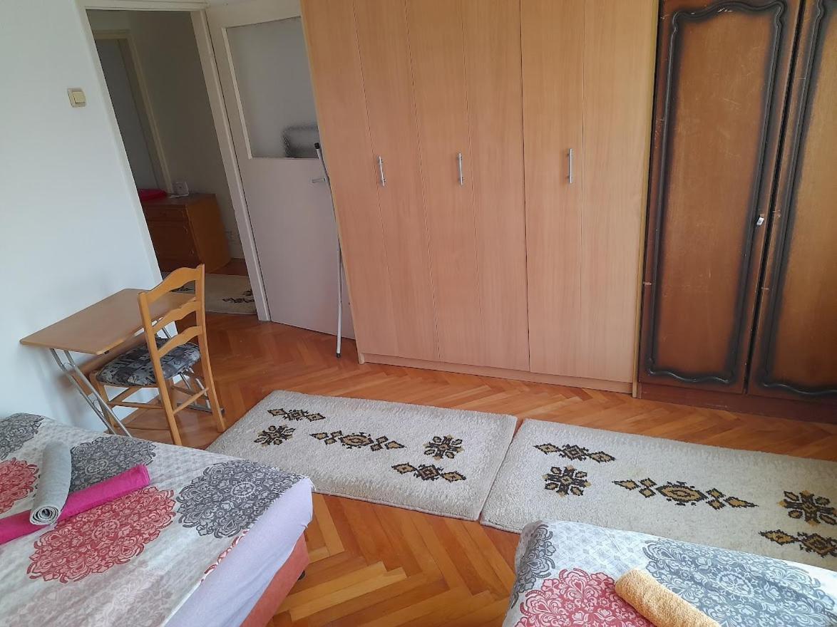 Apartman Bulevar Stupine Tuzla Exteriör bild